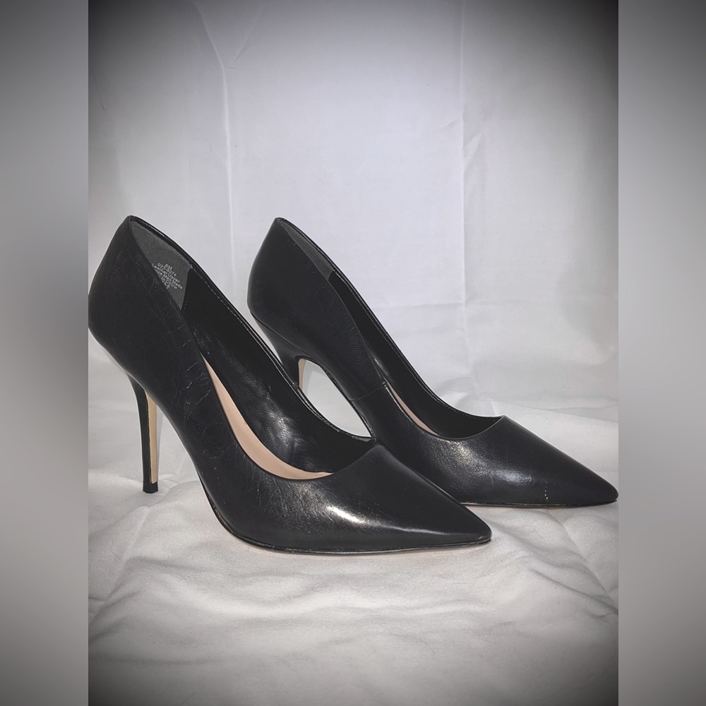 Black Worthington brand stiletto heel size 6